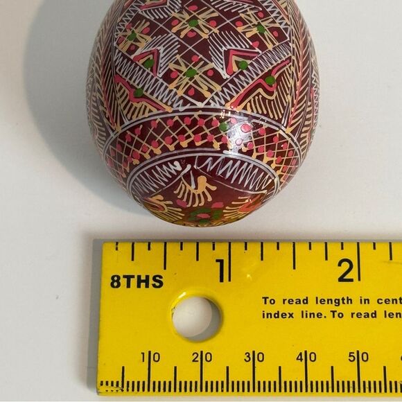 Handcrafted Ukrainian Pysanka Hand-painted Decorative Artisan Easter Egg - Picture 7 of 7